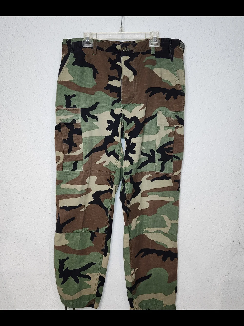 Vintage Men's Cargo Pants in Olive Green & Brown Camo